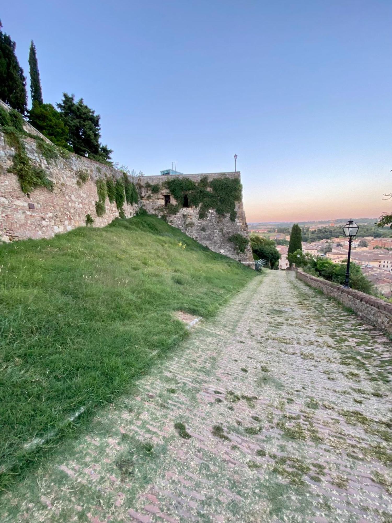 La Torre Di Canonica Colle Val D'Elsa Exterior foto